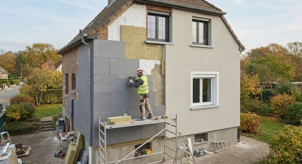 Les meilleures solutions d'isolation extérieure pour éviter les pertes de chaleur
